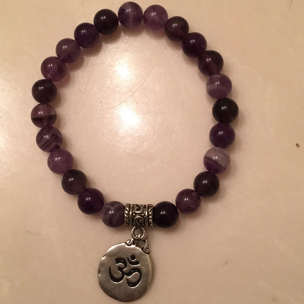 Set of two agate healing bracelets 7.5” stretch - Picture 3 of 4